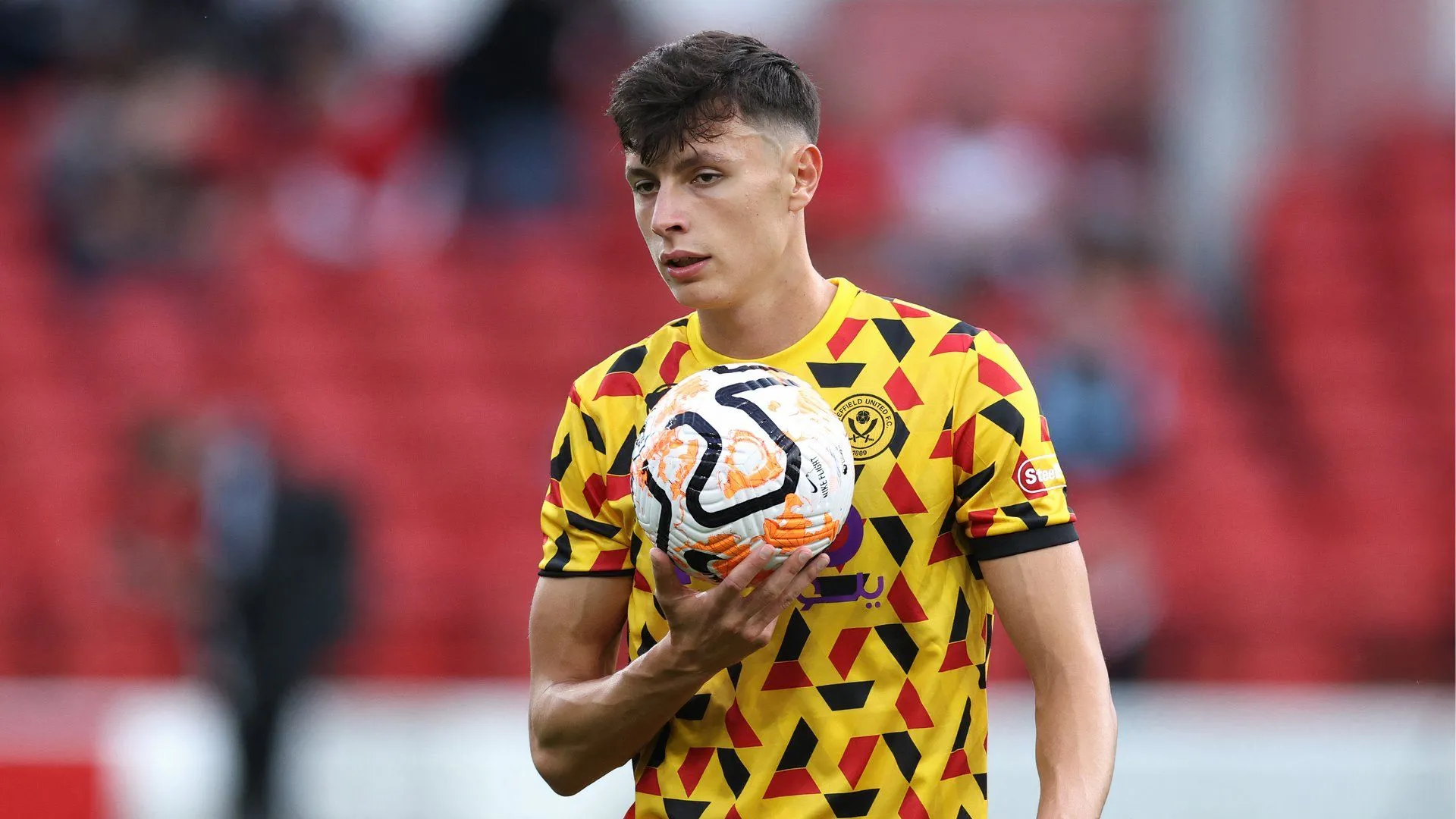 Anel Ahmedhodzic trong màu áo Sheffield United và những thông tin về hợp đồng