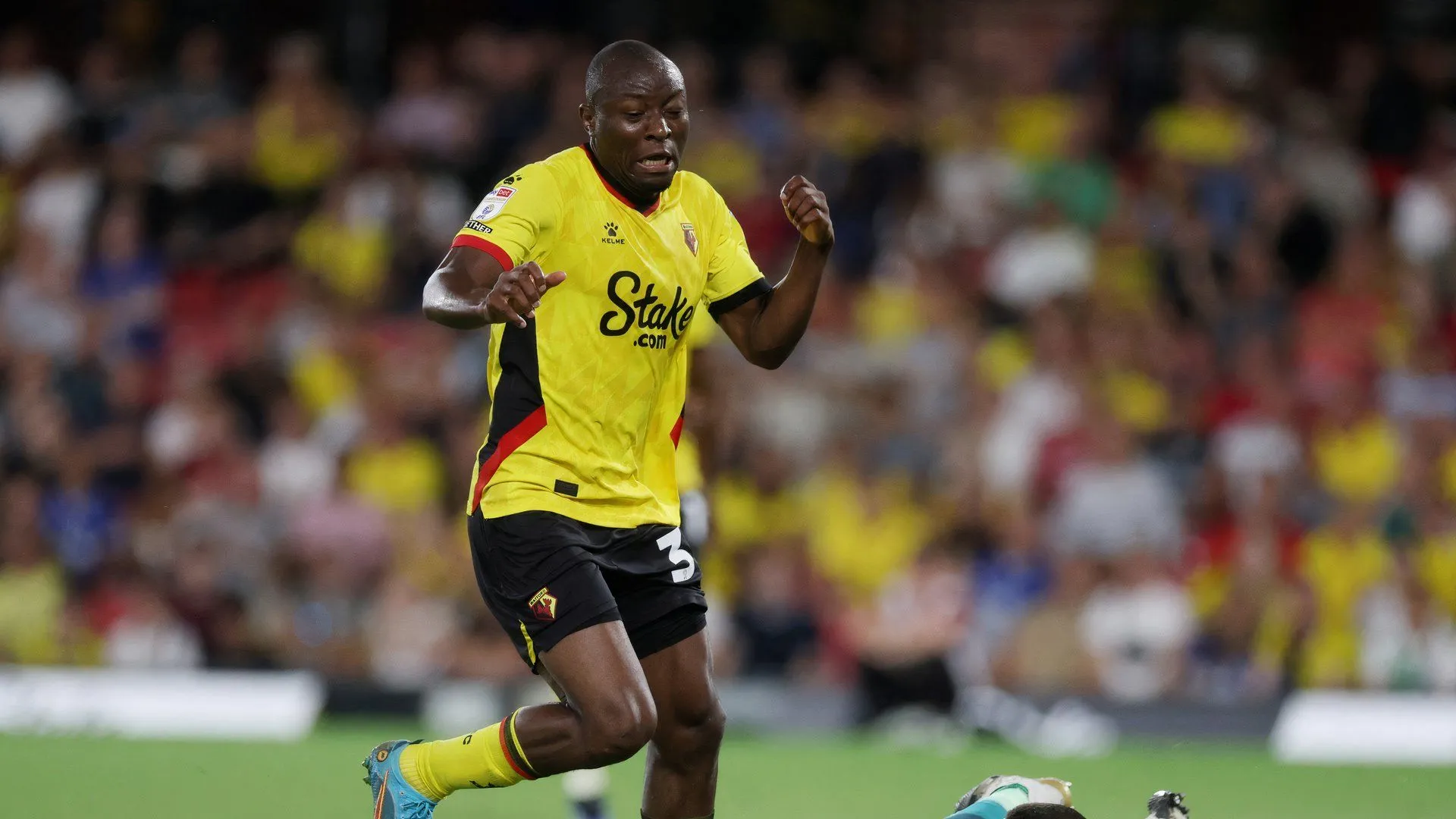 Edo Kayembe, tiền đạo Watford, tìm kiếm cơ hội ghi bàn