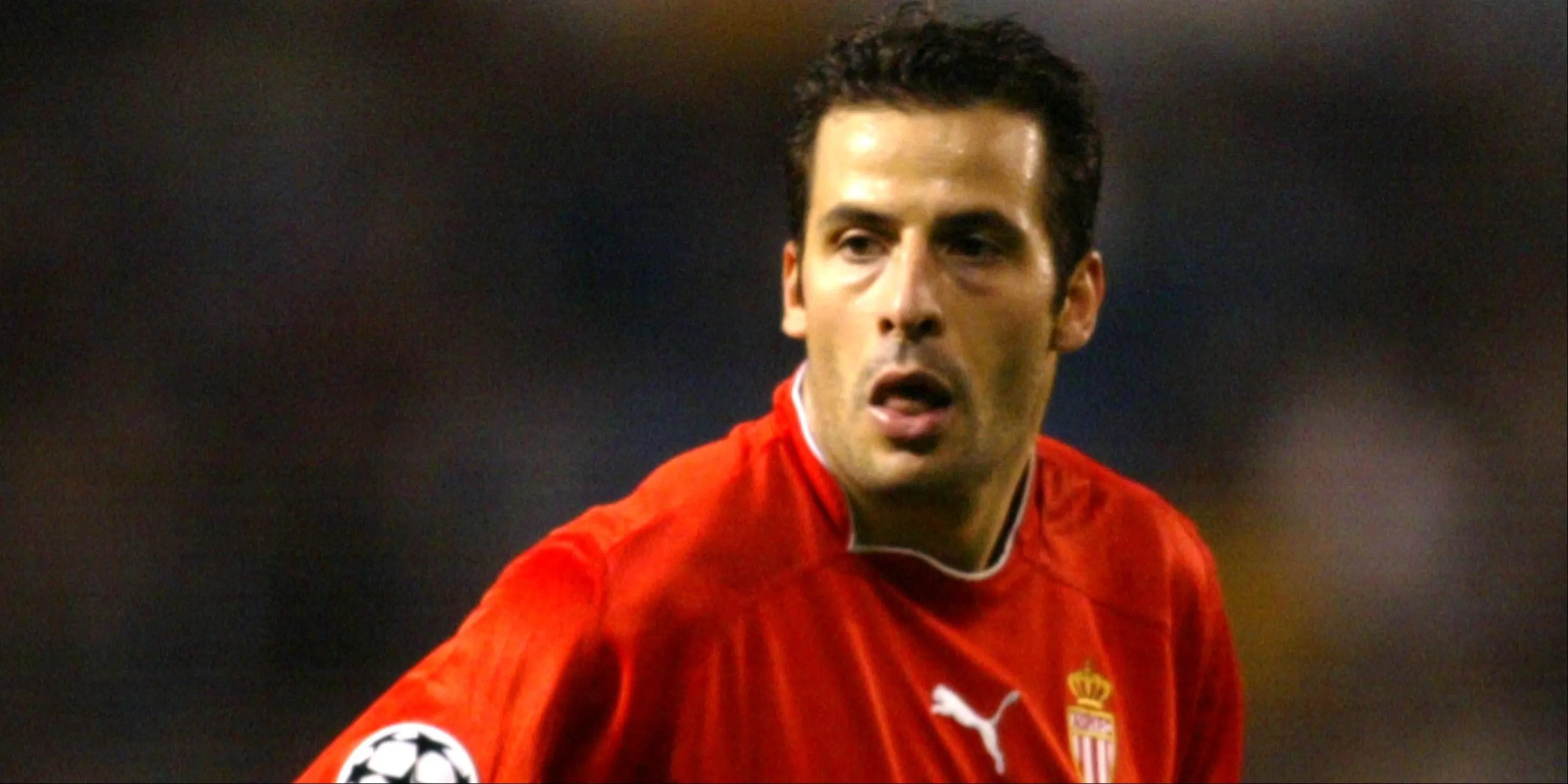 Ludovic Giuly, đội trưởng AS Monaco, trong mùa giải 2003/04 khi đội bóng sụp đổ ở Ligue 1 do tập trung vào Champions League