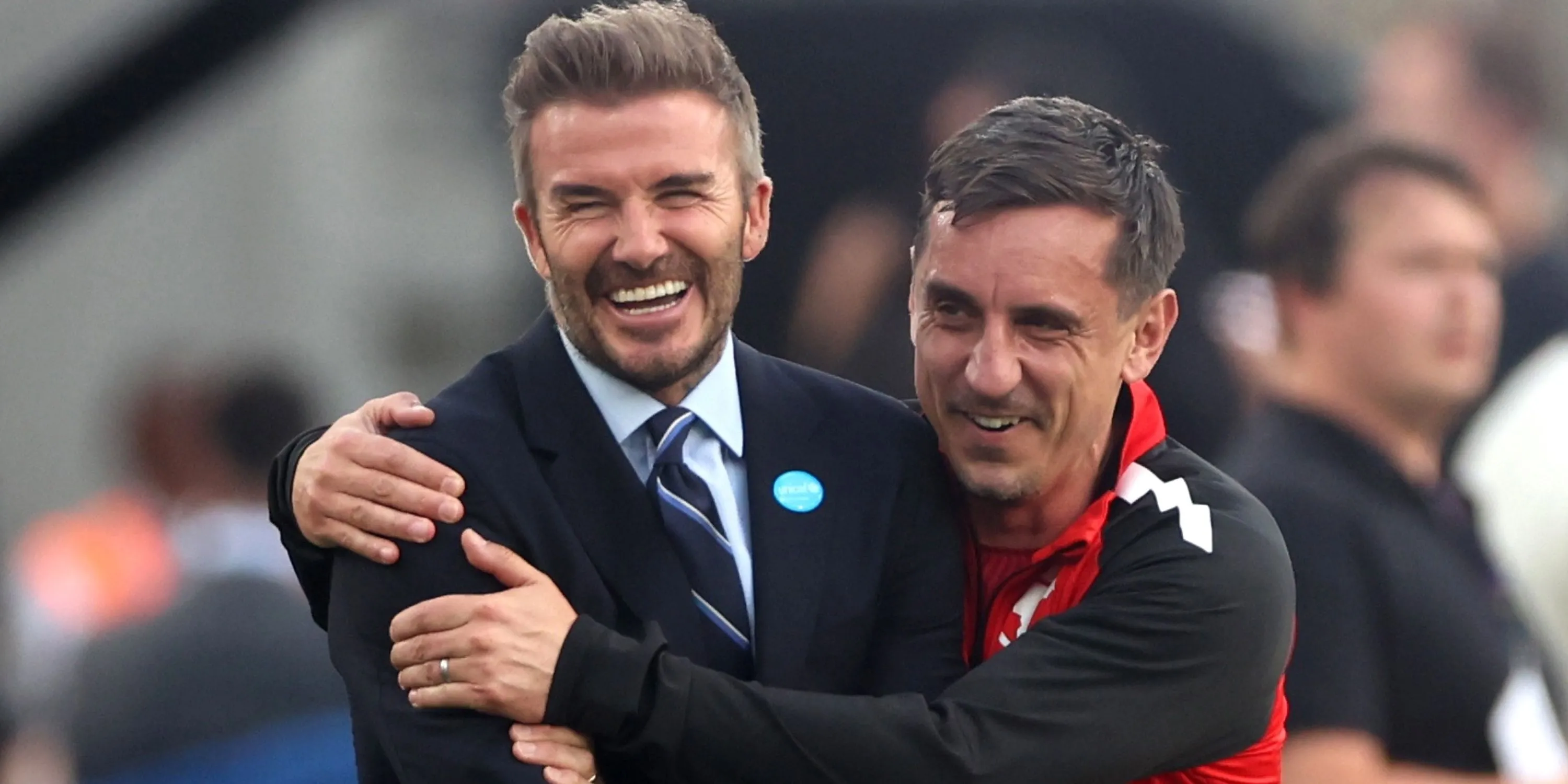 Bộ đôi huyền thoại MU, David Beckham và Gary Neville