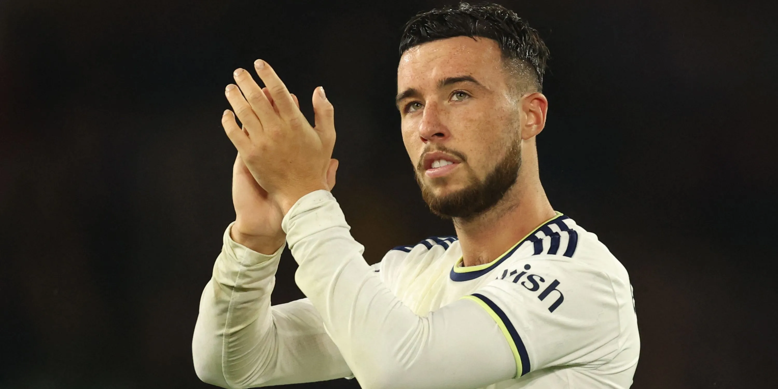 Sam Greenwood trong màu áo Leeds United