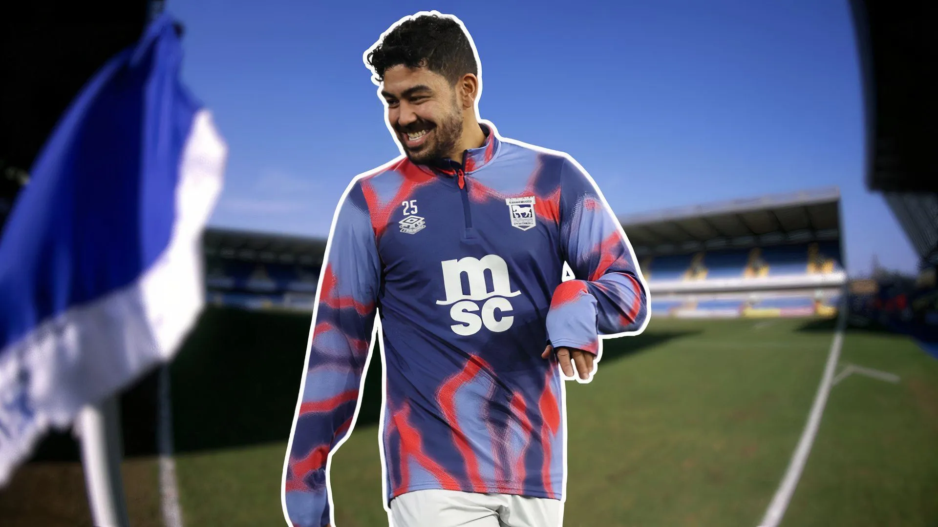 Massimo Luongo thi đấu cho Ipswich Town, biểu tượng của kinh nghiệm tại Championship