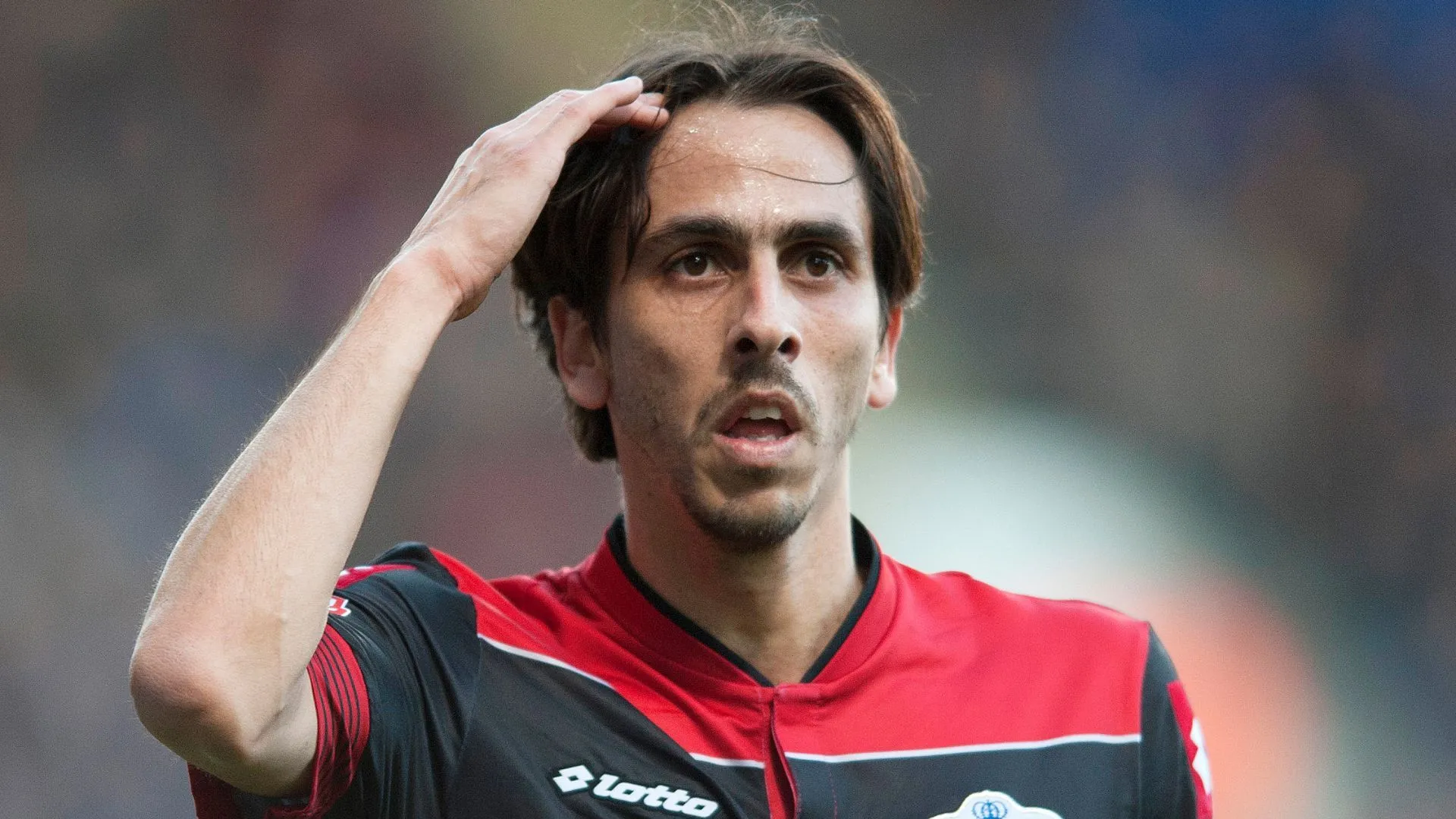 Yossi Benayoun, tiền vệ tài hoa từng khoác áo Chelsea và Liverpool, thi đấu cho QPR tại Giải hạng Nhất Anh