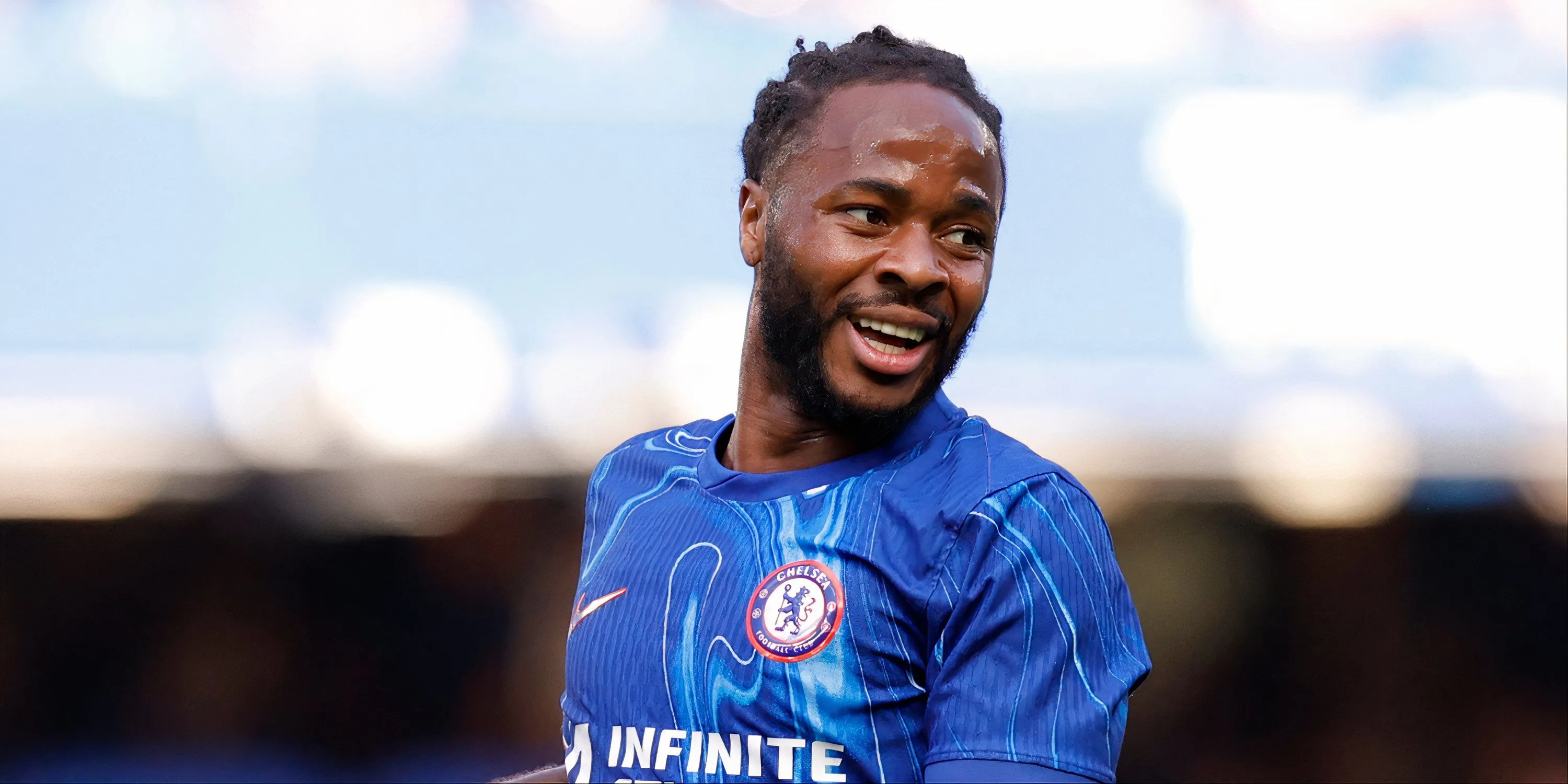 Raheem Sterling trong màu áo Chelsea, cầu thủ tiềm năng lọt vào tầm ngắm của West Ham