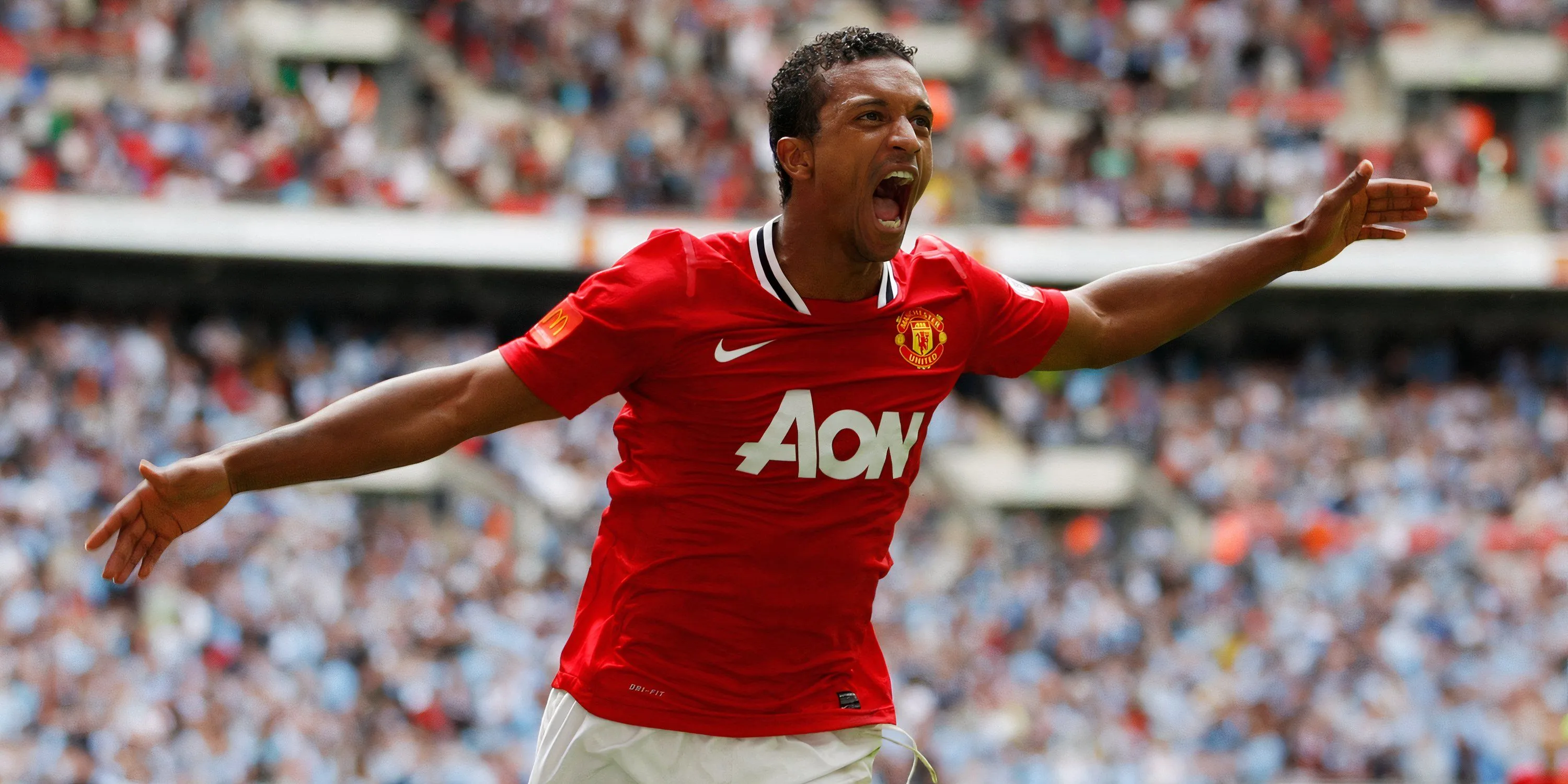 Nani trong màu áo Manchester United tại trận Community Shield