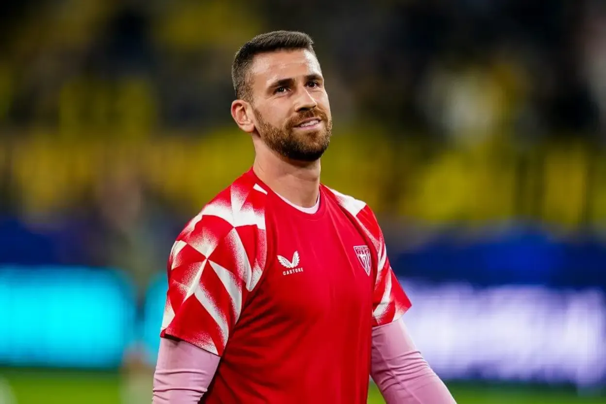 Thủ môn người Tây Ban Nha khẳng đẳng lòng trung thành với Bilbao